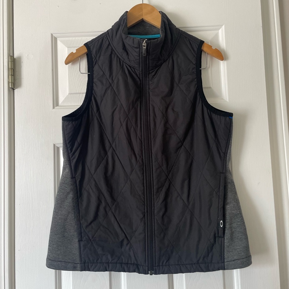 Oakley Women's Full-Zip Vest 0366